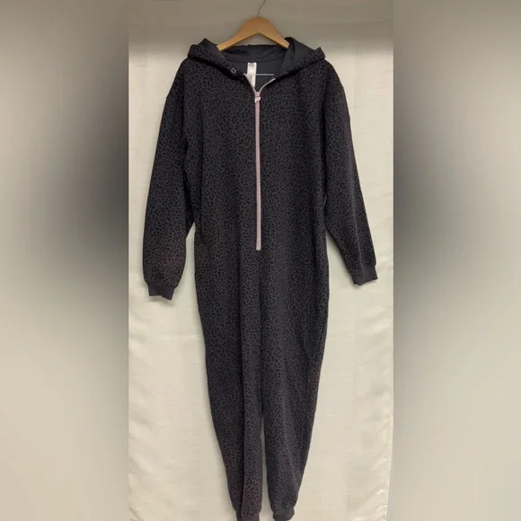 Fabletics Black and Pink Jumpsuit - Picture 5 of 11